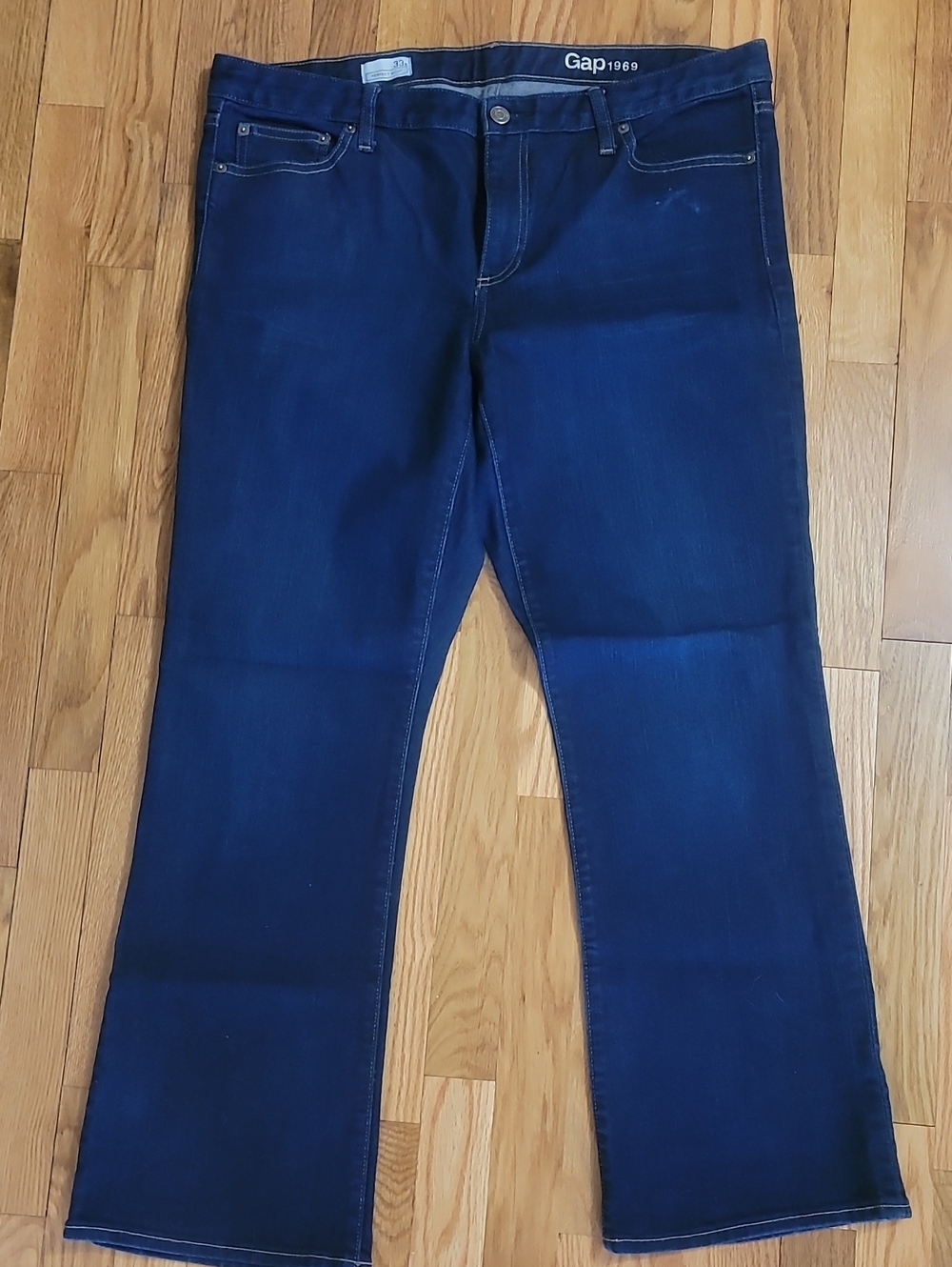 GAP Dark Wash Perfect Boot Jeans (Short)